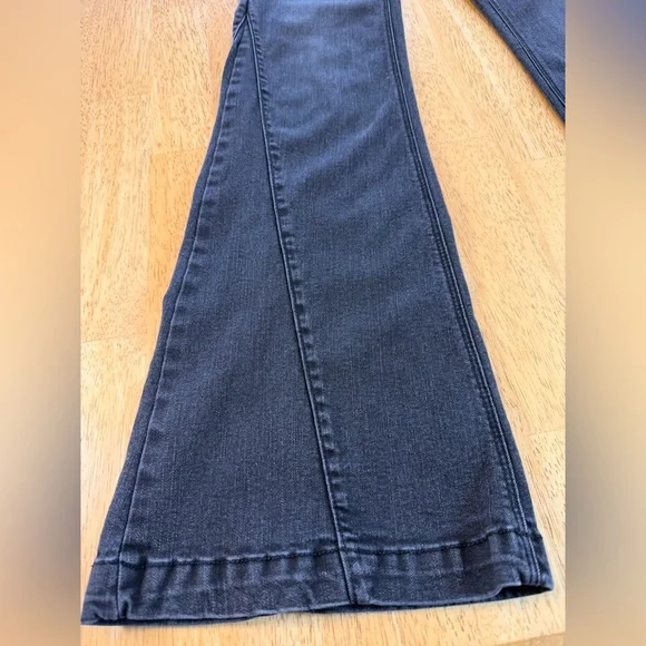 Banjara Super Flare Bell Bottom Jeans, Size 3/25 Cotton Rayon Blend Dark Blue - Picture 5 of 9